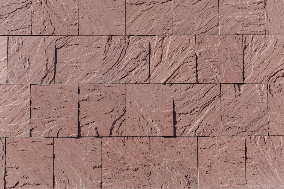 Creating a Stunning Stone Veneer Gallery